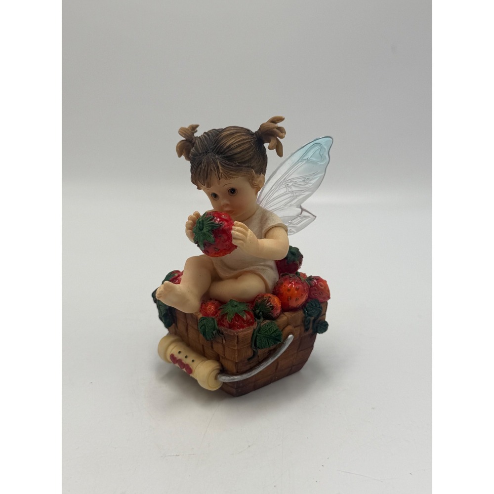 Enesco Little Kitchen Fairies Little Berry Fairie Figurine G.G. Santiago 103261